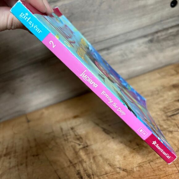 American Girl Luciana Braving the Deep by Erin Teagan Paperback Book 2018 Girl o - Picture 3 of 11